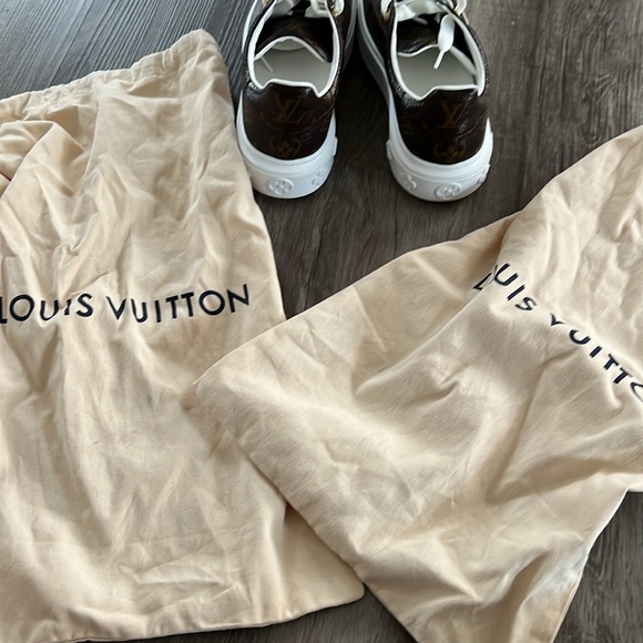 Authentic Louis Vuitton shoes. Worn only once!!! - Picture 7 of 7